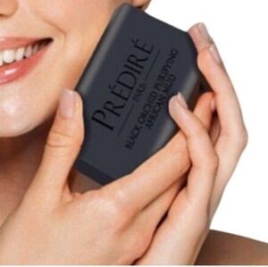 Prédiré Paris Black Orchid African Mud Soap – New In Box (NIB)